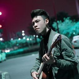 爆料广东雨神是谁啊视频,网络爆红背后的神秘人物 第1张 爆料广东雨神是谁啊视频,网络爆红背后的神秘人物 第1张